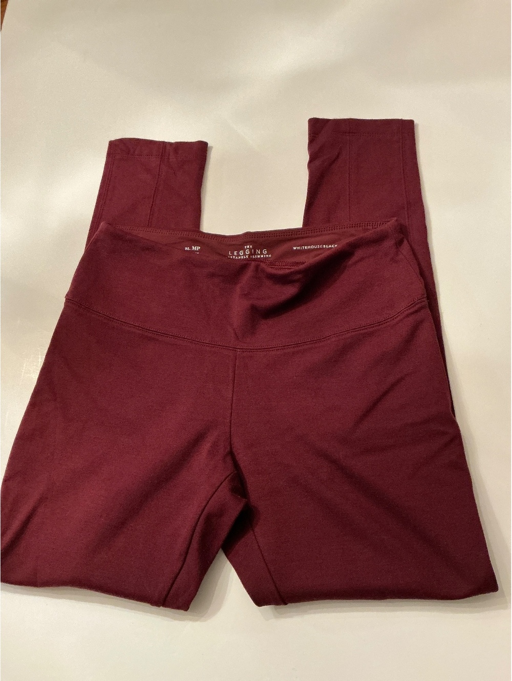 WHBM “The Legging” instantly slimming pants Burgundy size M petite